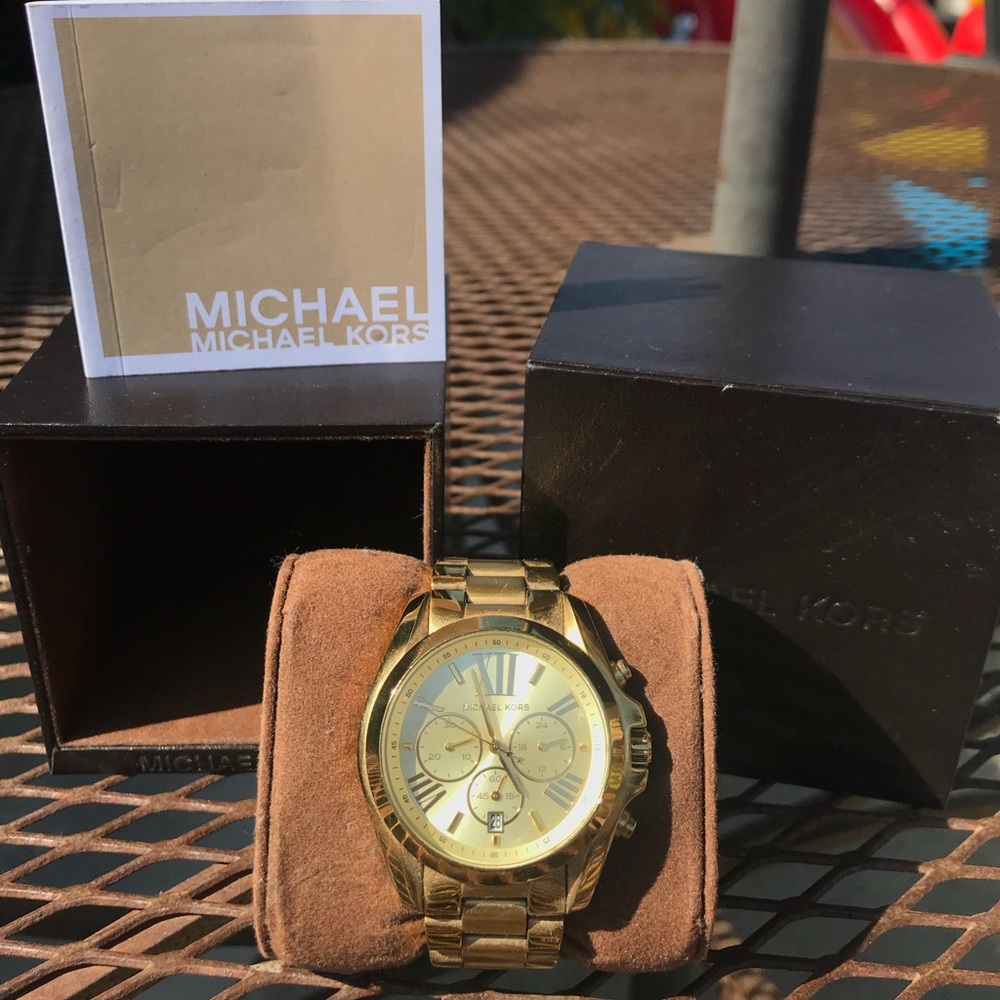 Michael Kors Bradshaw watch in gold